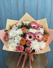 Букет цветов из:  Розы, Герберы и Хризантемы в Анциферово Новгородская область