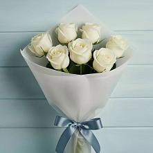 Букет 7 Белых роз Эдлесс Лав в Анциферово Новгородская область