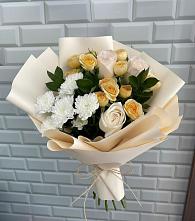 Букет цветов из:  Розы и Хризантемы в Анциферово Новгородская область