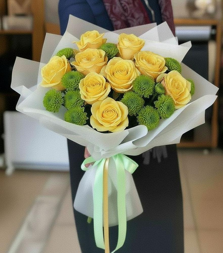 Букет цветов из: Хризантемы и Розы в Анциферово Новгородская область