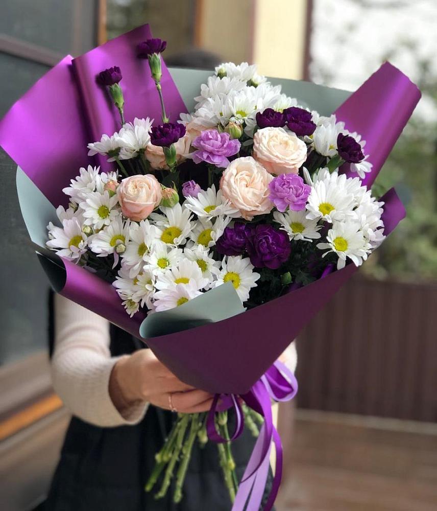 Букет цветов из: Хризантемы, Гвоздики и Розы в Анциферово Новгородская область