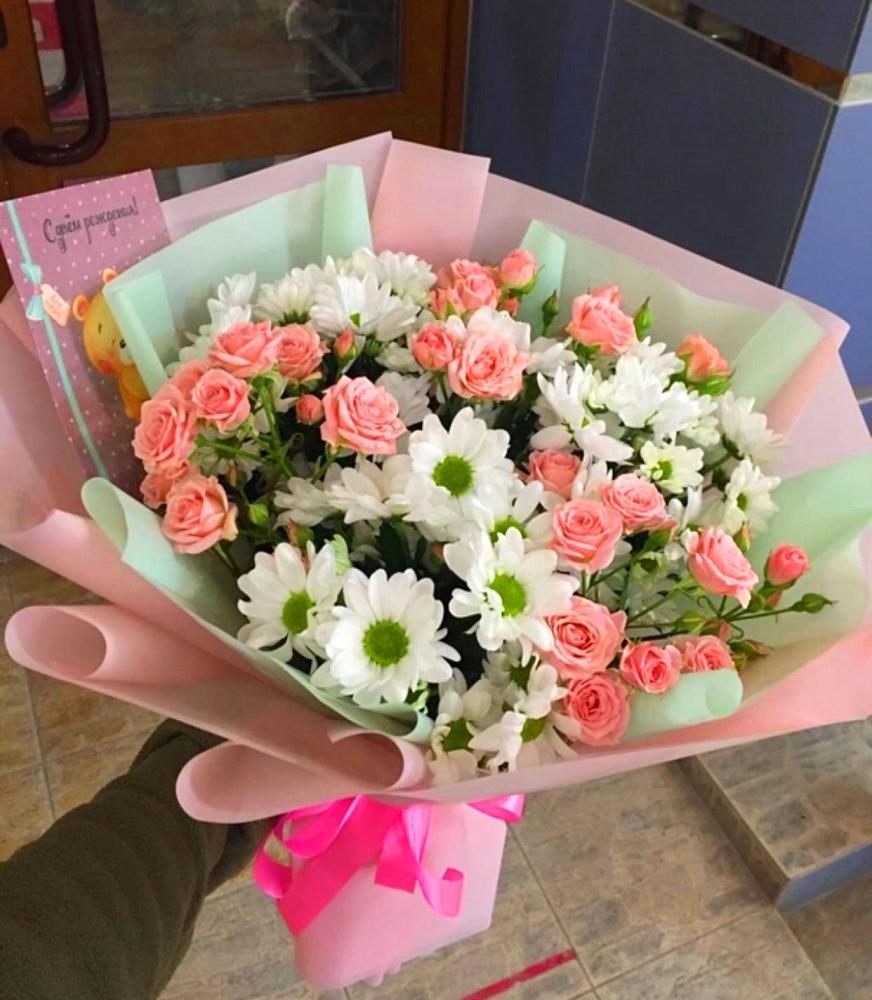 Букет цветов из: Розы и Хризантемы в Анциферово Новгородская область