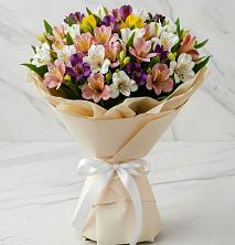 Букет цветов из:  Альстромерии в Анциферово Новгородская область