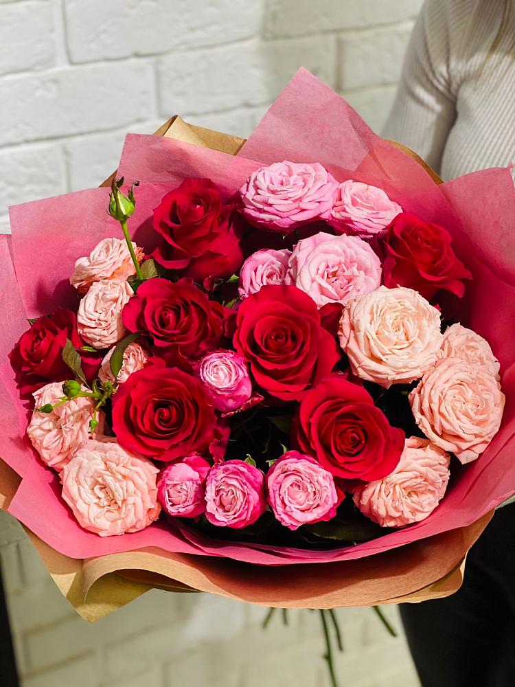 Букет цветов из: Розы в Анциферово Новгородская область