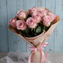 Букет цветов из:  Розы в Анциферово Новгородская область