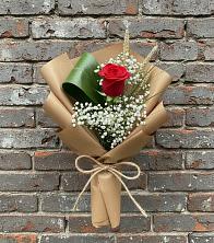 Букет цветов из:  Розы в Анциферово Новгородская область