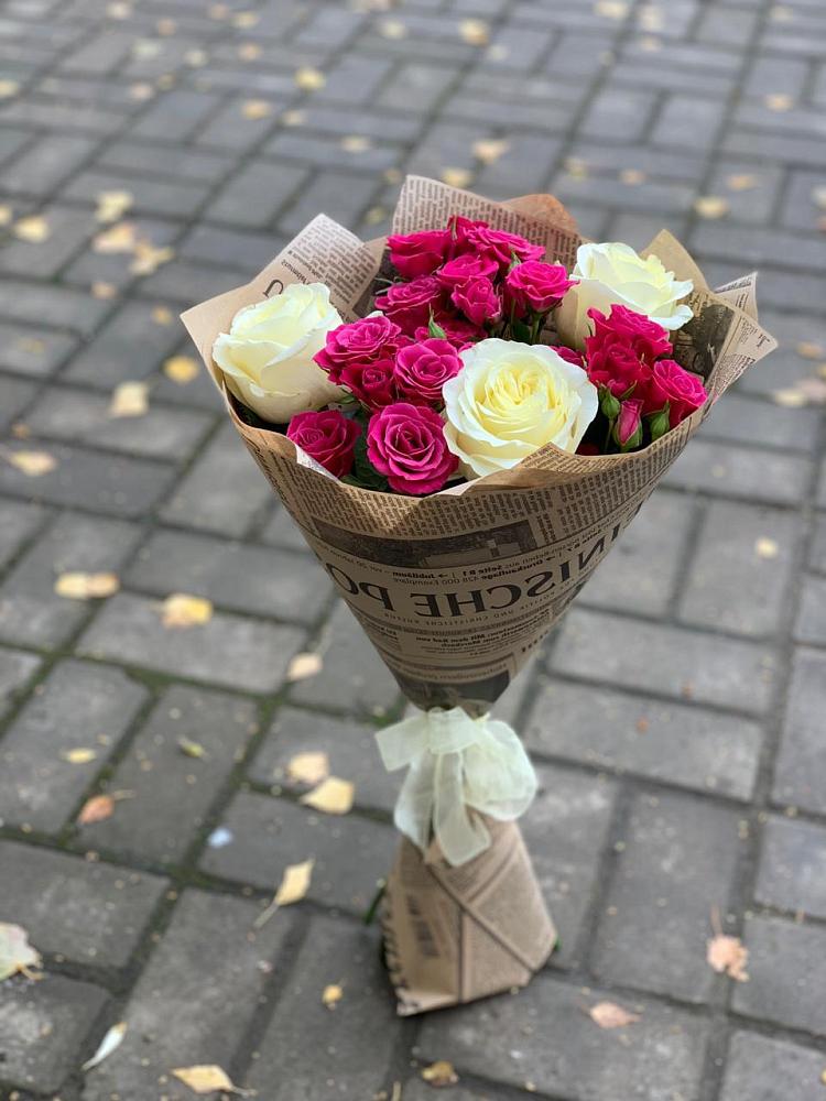 Букет цветов из: Розы в Анциферово Новгородская область